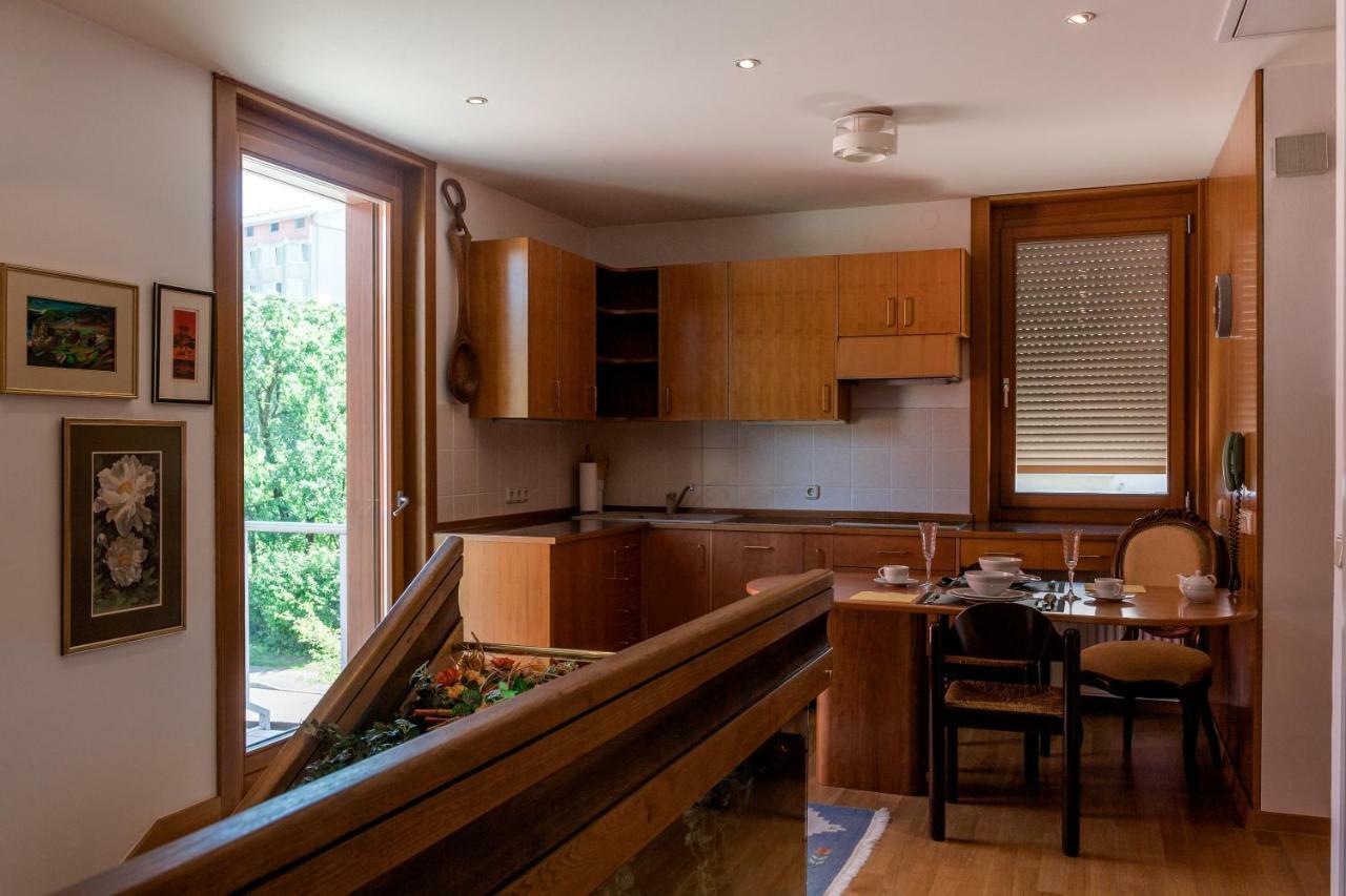 Rozna Dolina Apartment 류블랴나 외부 사진